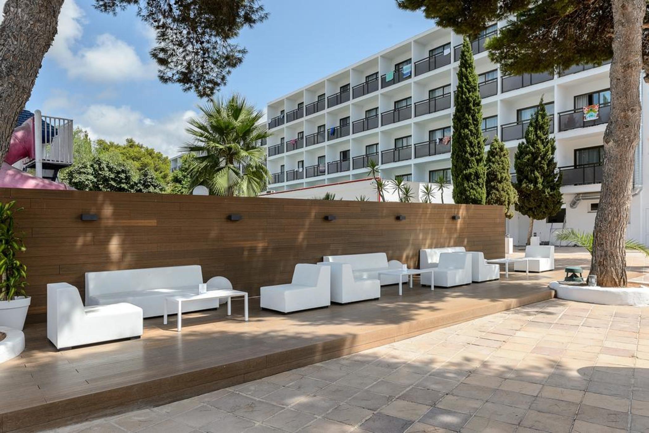 Hotel Vibra Mare Nostrum Playa d'en Bossa Esterno foto