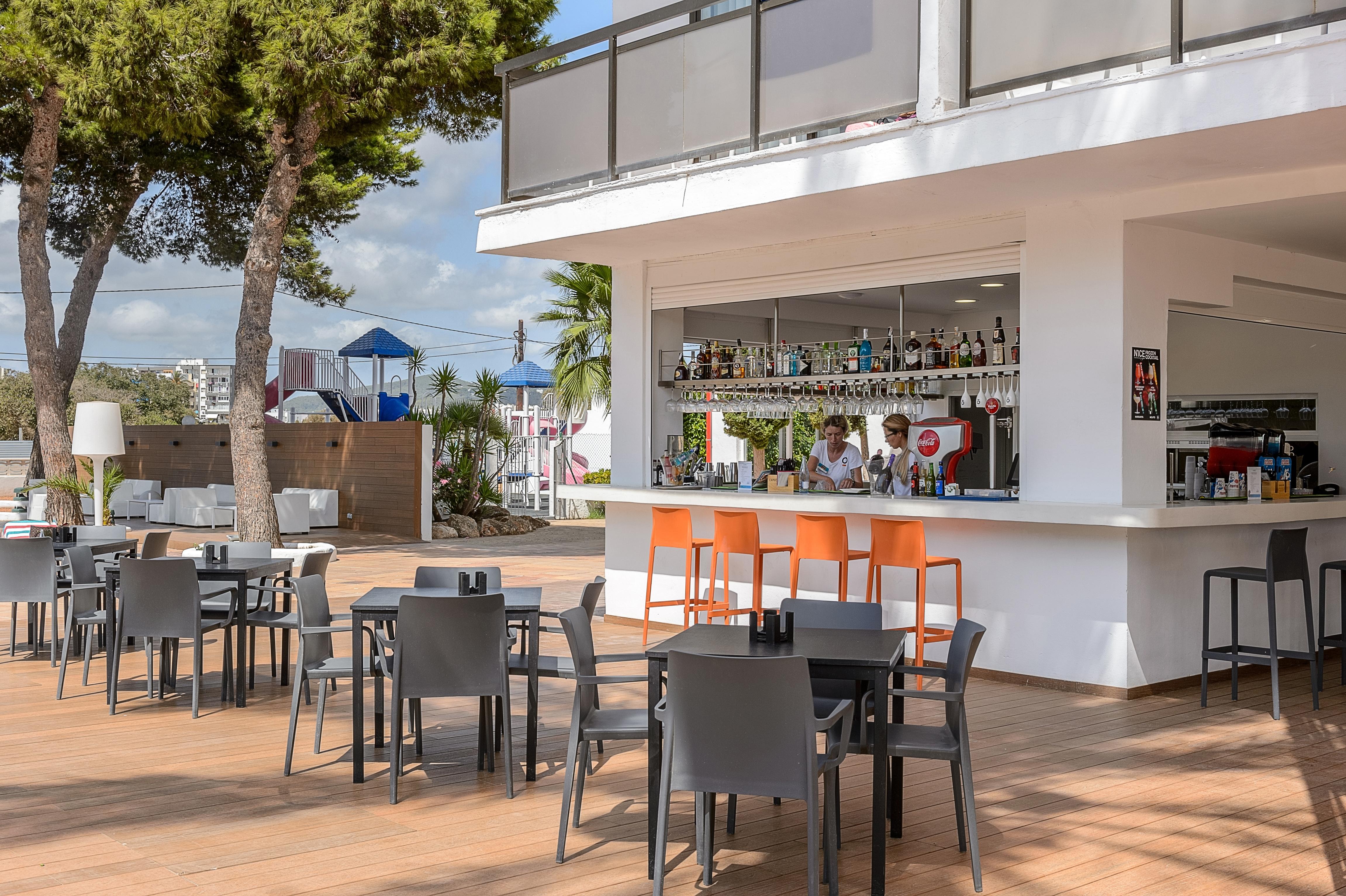 Hotel Vibra Mare Nostrum Playa d'en Bossa Esterno foto