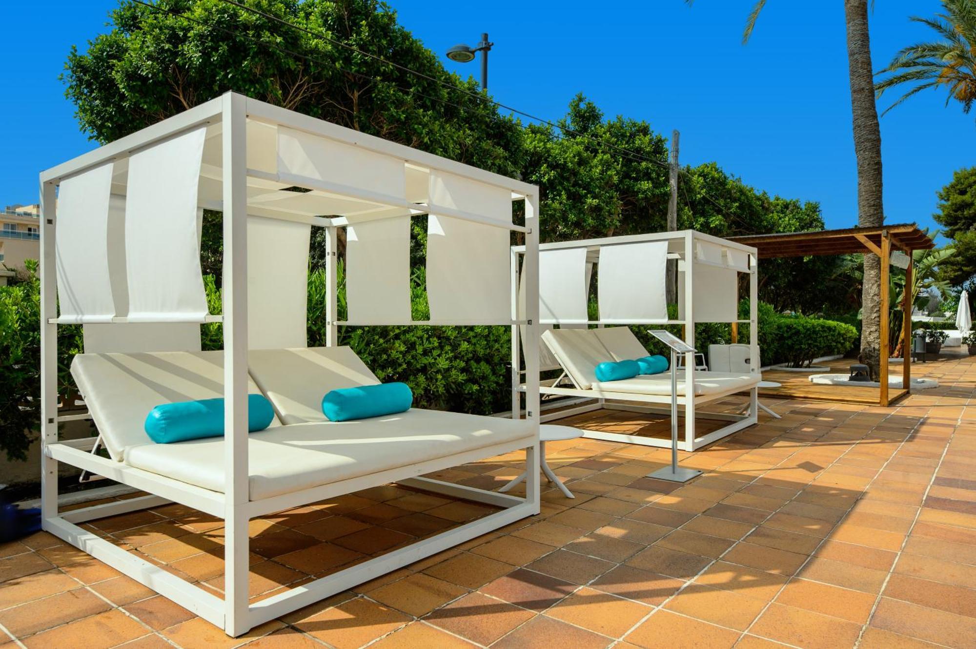 Hotel Vibra Mare Nostrum Playa d'en Bossa Esterno foto