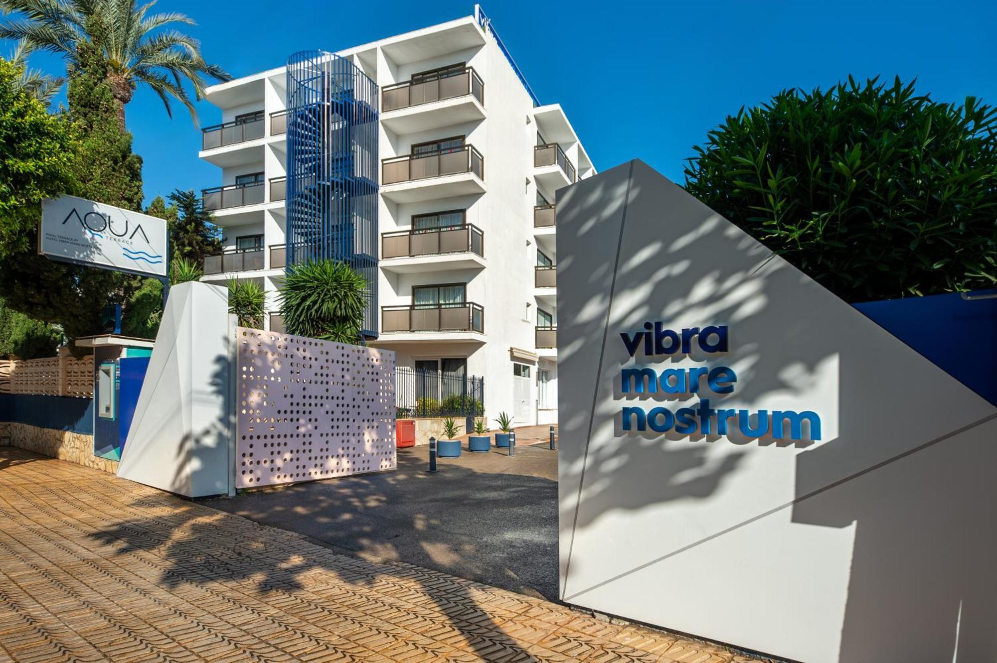 Hotel Vibra Mare Nostrum Playa d'en Bossa Esterno foto